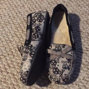 Skull ugg slipper/ shoes
